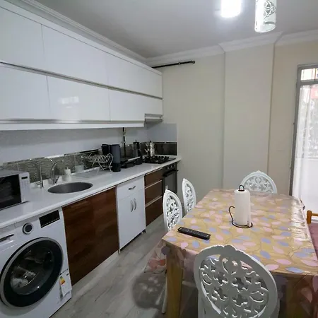 Lale Apartment * Antalya
